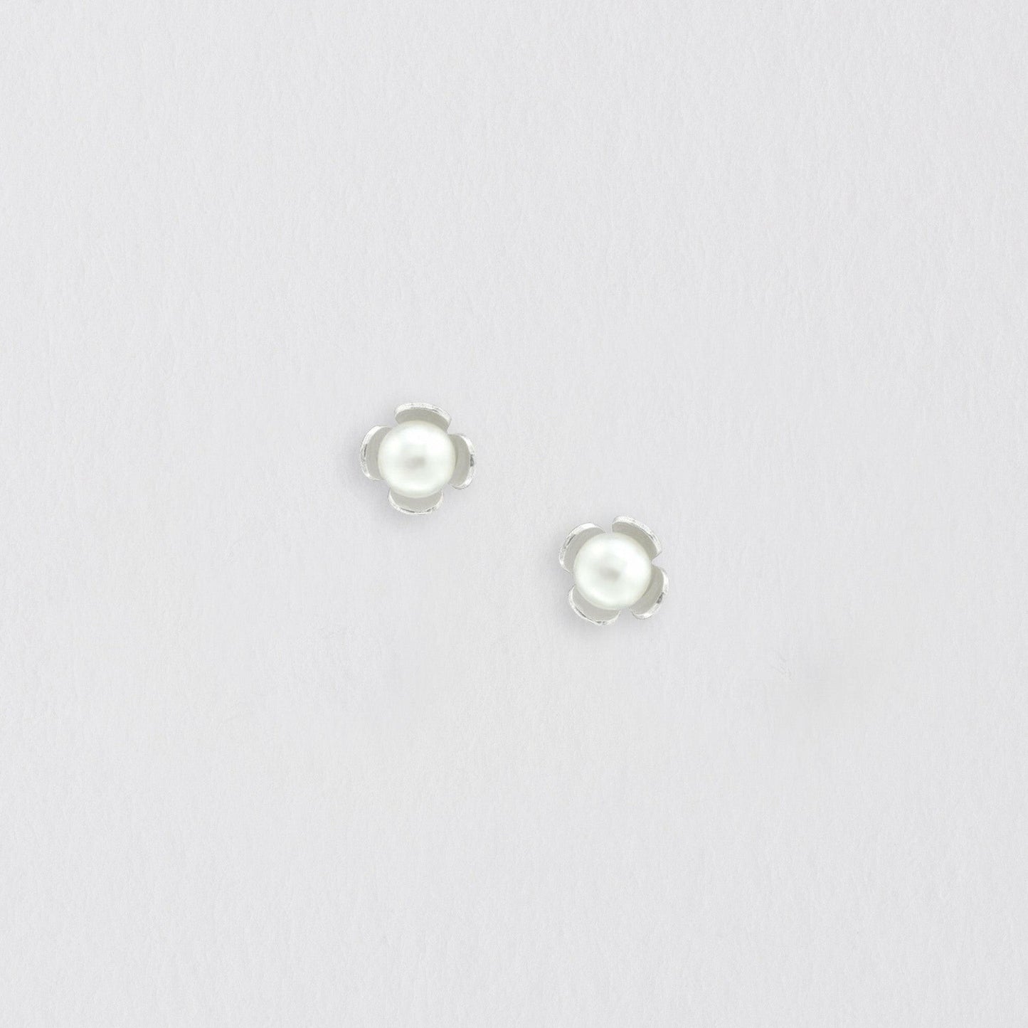 Pearl Flower Silver Earring Stud Earrings Crumble and Core   